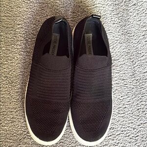 Steve Madden Beale Platform Slip-Ons. Black Stretch. Measure 9.75”, Size ~8.5.